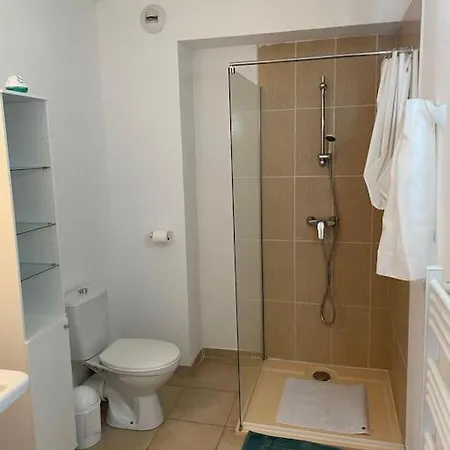 Apartamento ,500m De La *